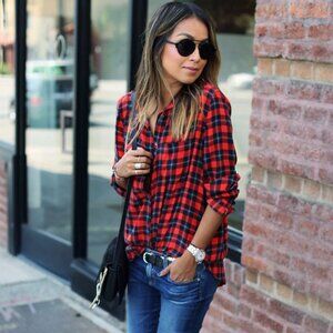 Women's Flannel button-down shirt from the brand Love Notes size Small